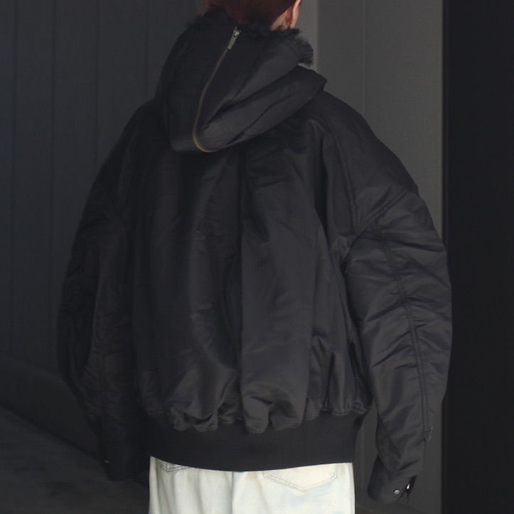 【残り一点】Nylon Oversized Padded Jacket