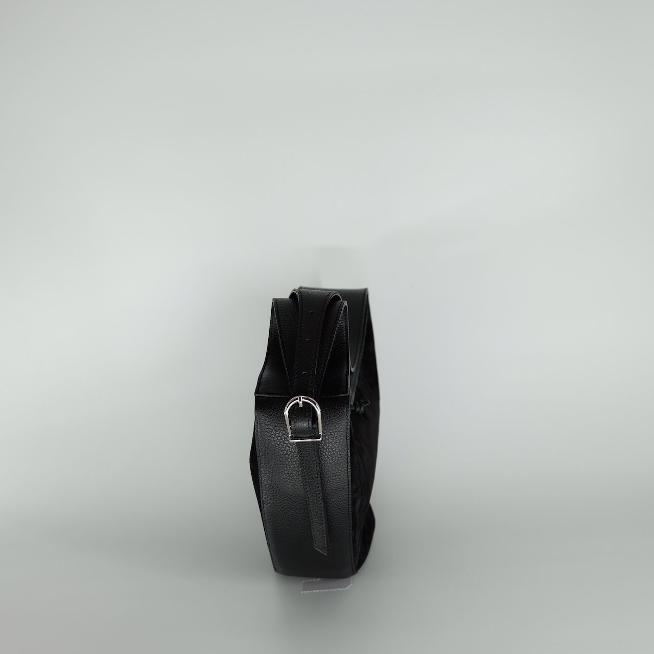 【残り一点】Suede Halfmoon