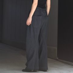 【残りわずか】Curved Leg Lounge Pants