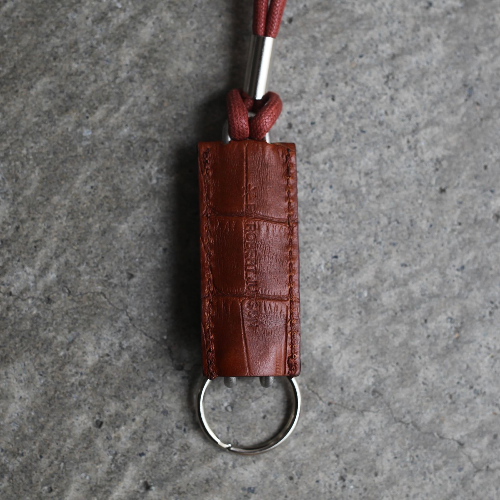 【残り一点】Spring Clip Neck Holder(CLIX_CROCO GRAIN)