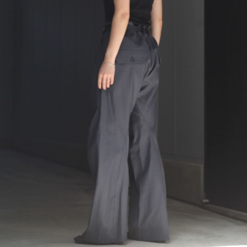 【残り一点】2Tucked Twisted Trousers