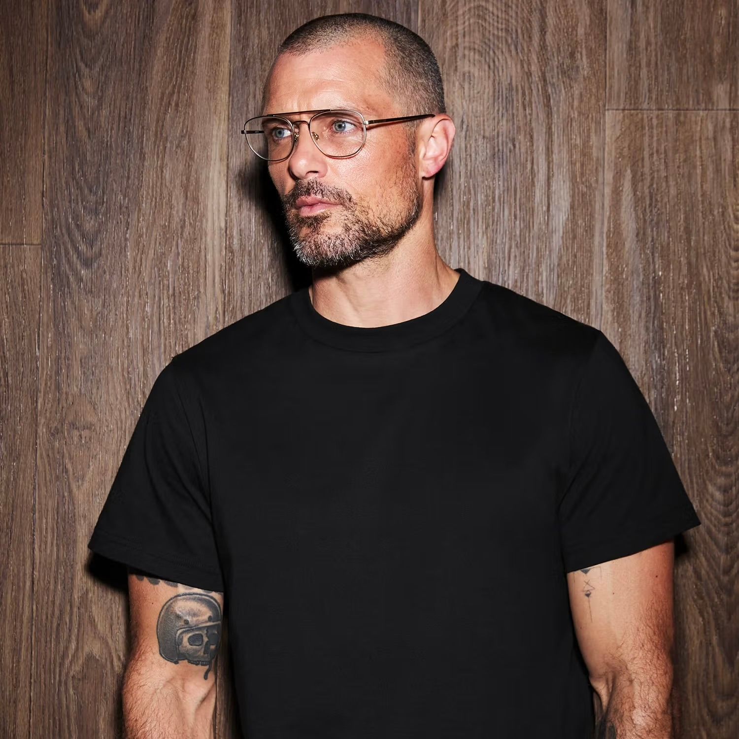 【残りわずか】Standard Tee