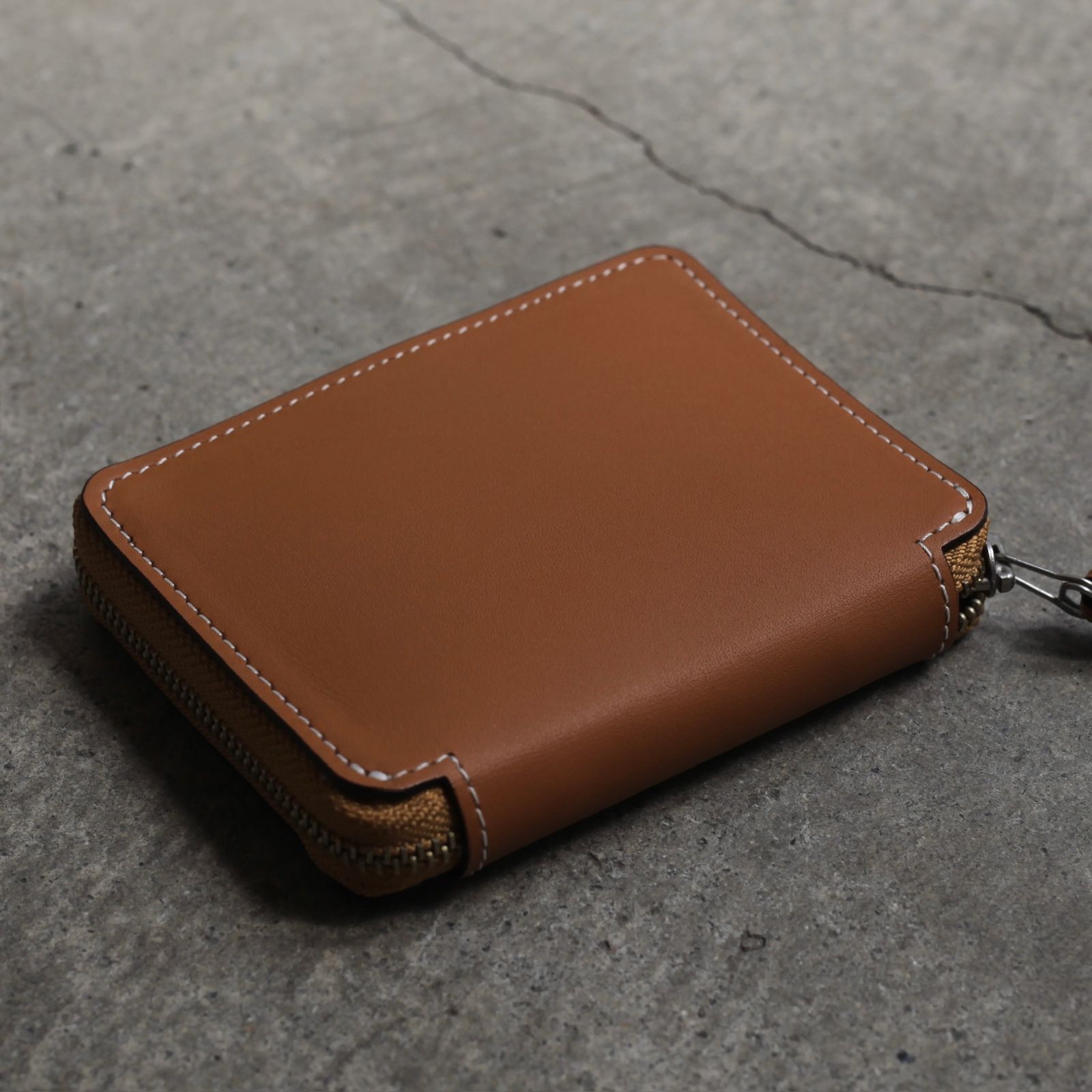 【残り一点】Round Zip Purse(DEG/ZE)