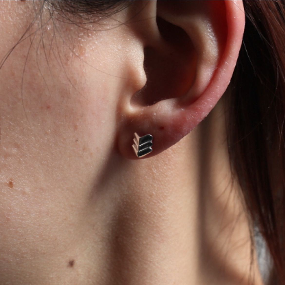 【残り一点】YU-KIN ZG Dot Earrings(両耳用）