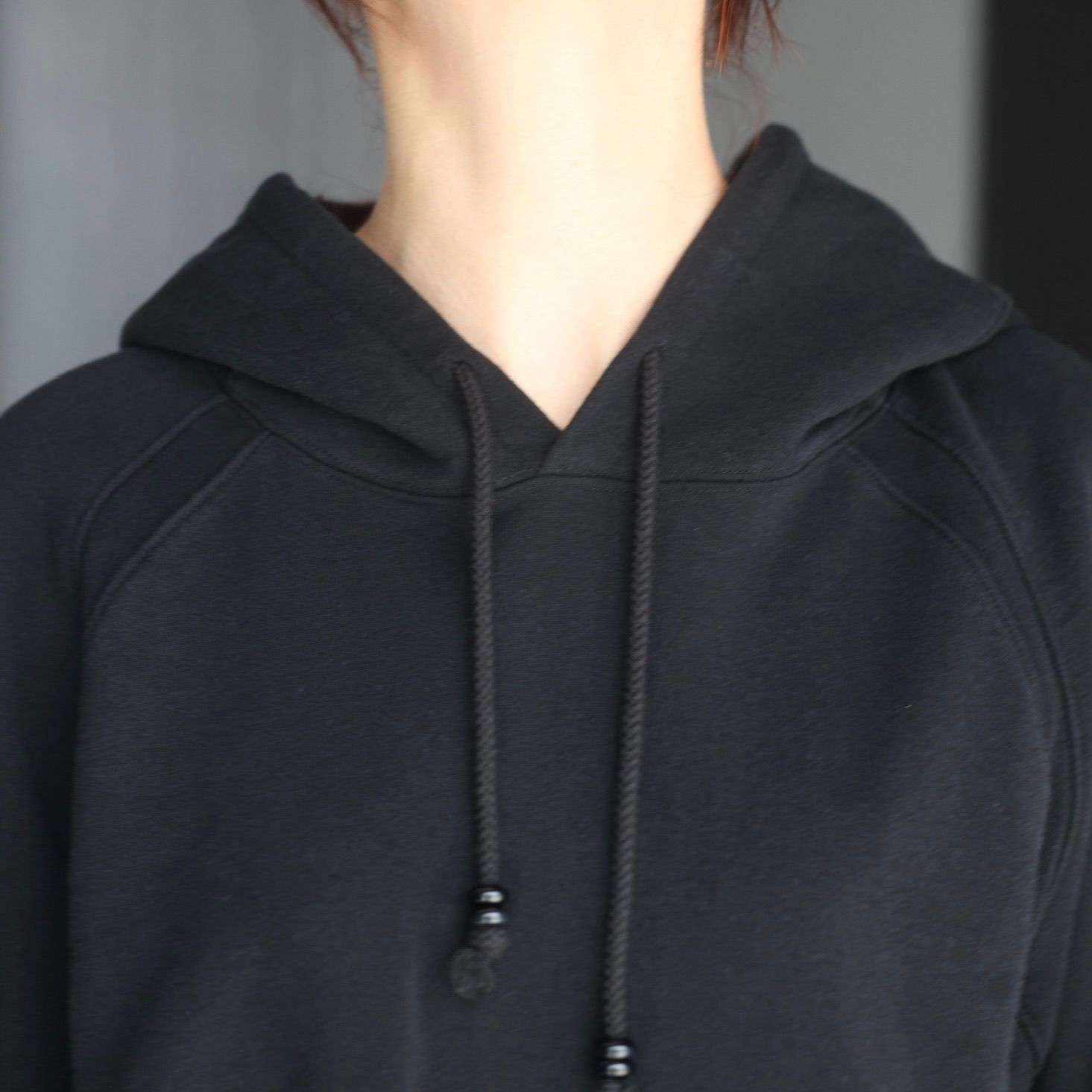 【残りわずか】Panelled Pullover Hoodie