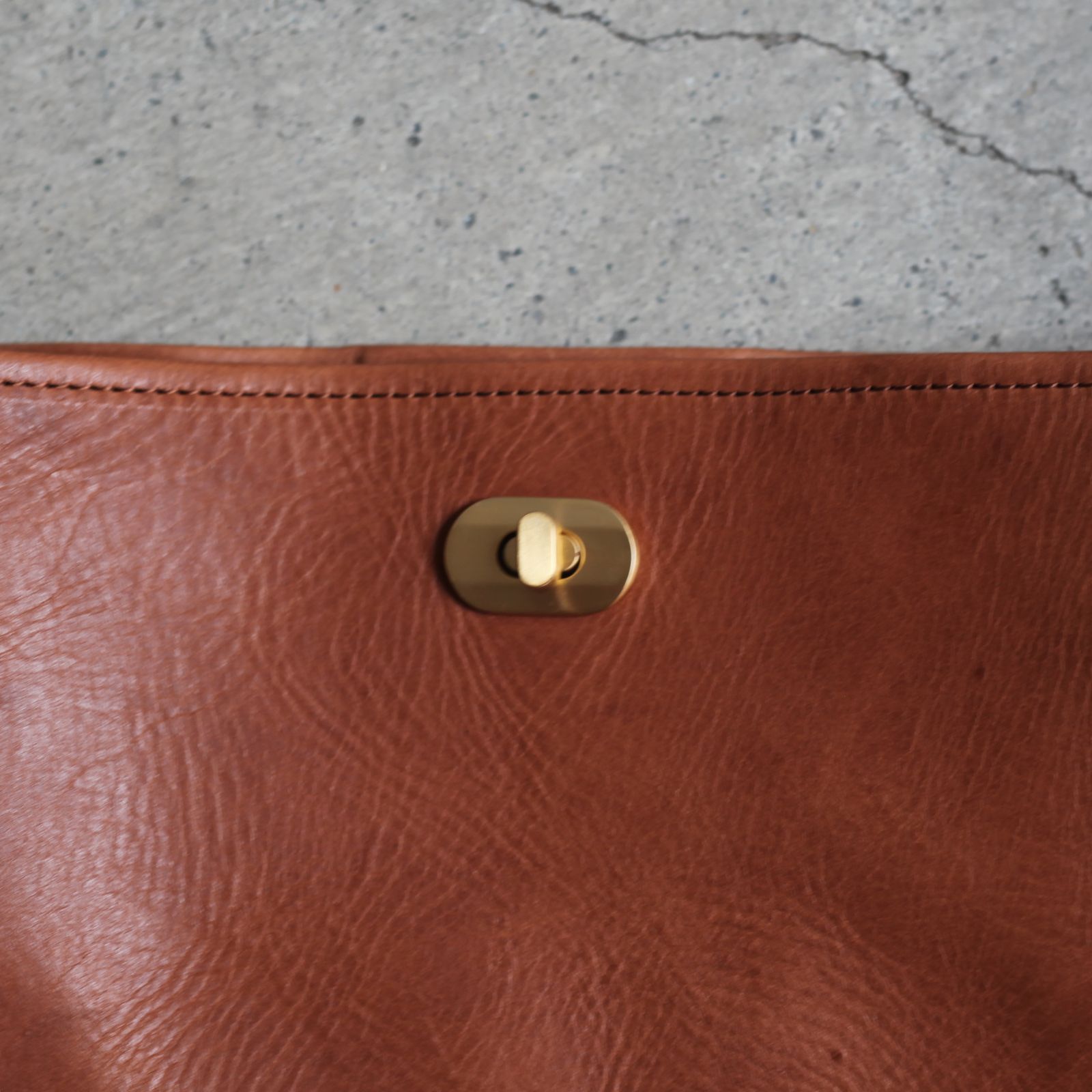 Hender Scheme - 【残りわずか】Twist Buckle Bag_S(DARK BROWN