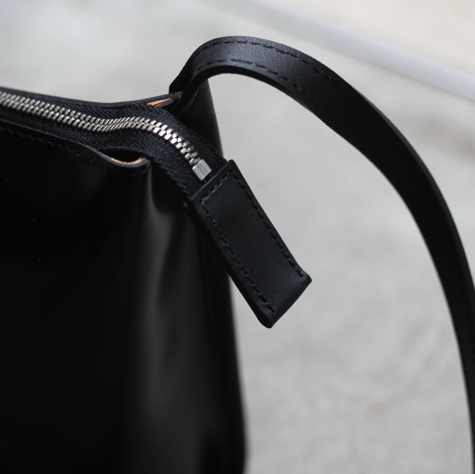 【再販売通知受付可能】Shoulder S