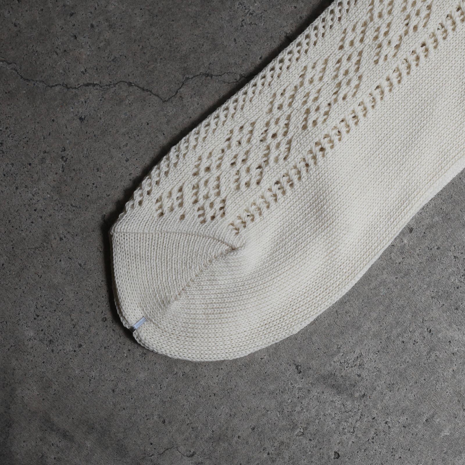 【残りわずか】Lace Socks With Anymous Ism