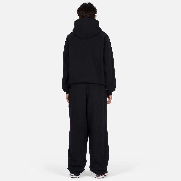 【残りわずか】Classic Small Logo Hoodie