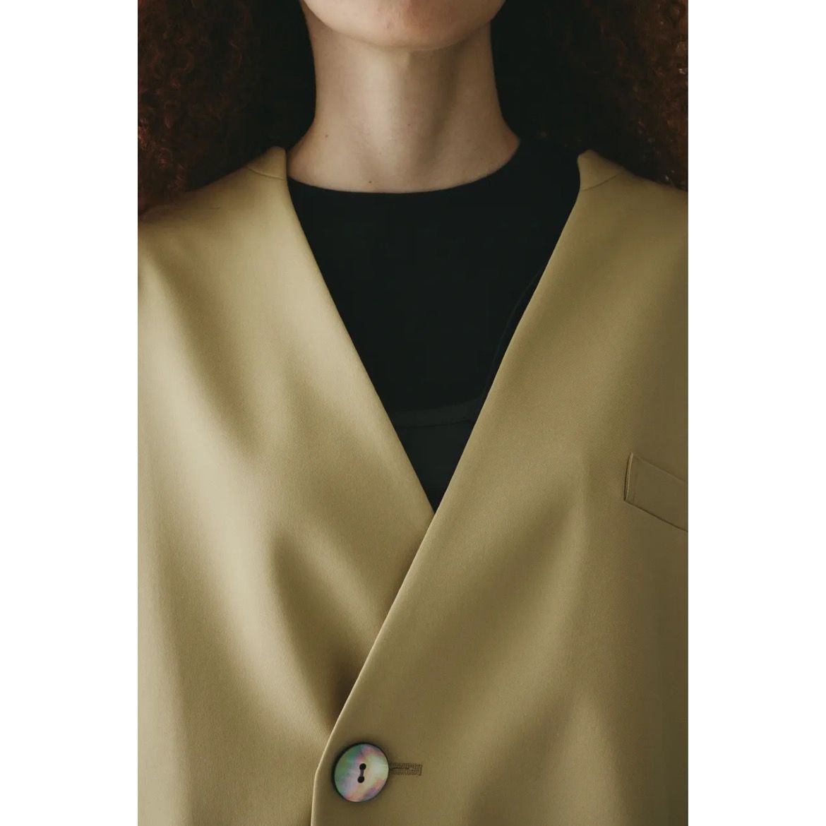 【残り一点】No Collar Over Jacket