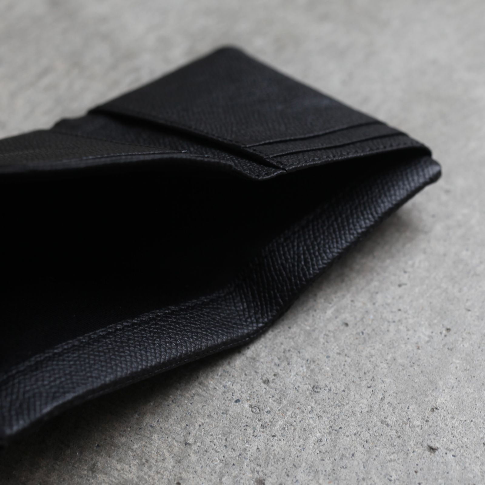 【残りわずか】Frame Trifold Wallet(ODD_COW)
