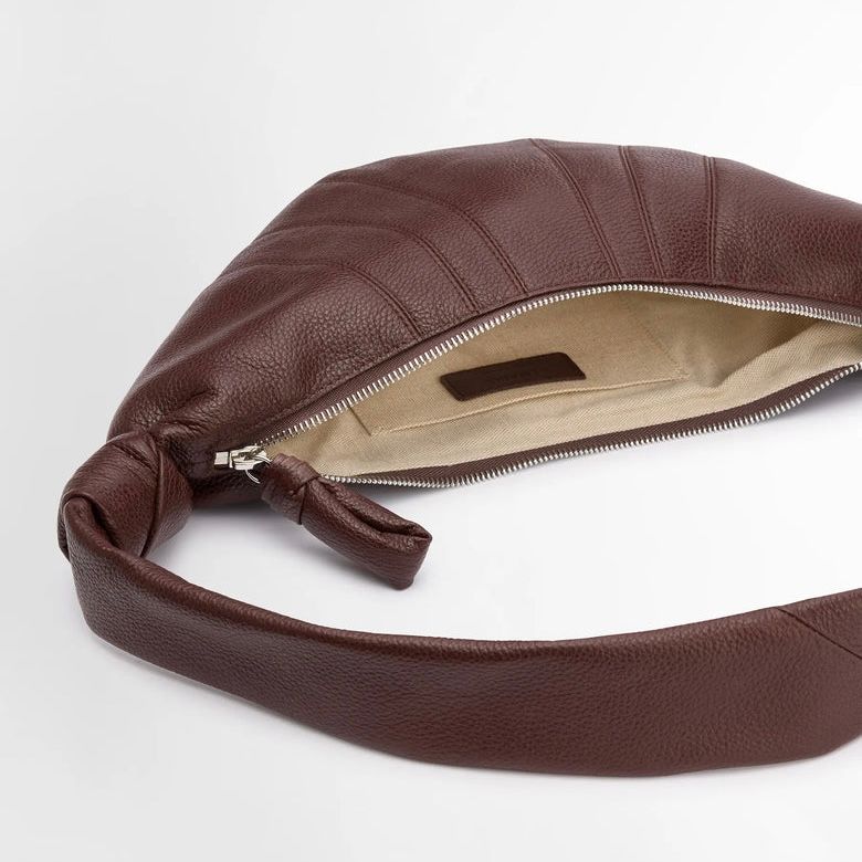 【残り一点】Small Croissant Bag(COW LEATHER)