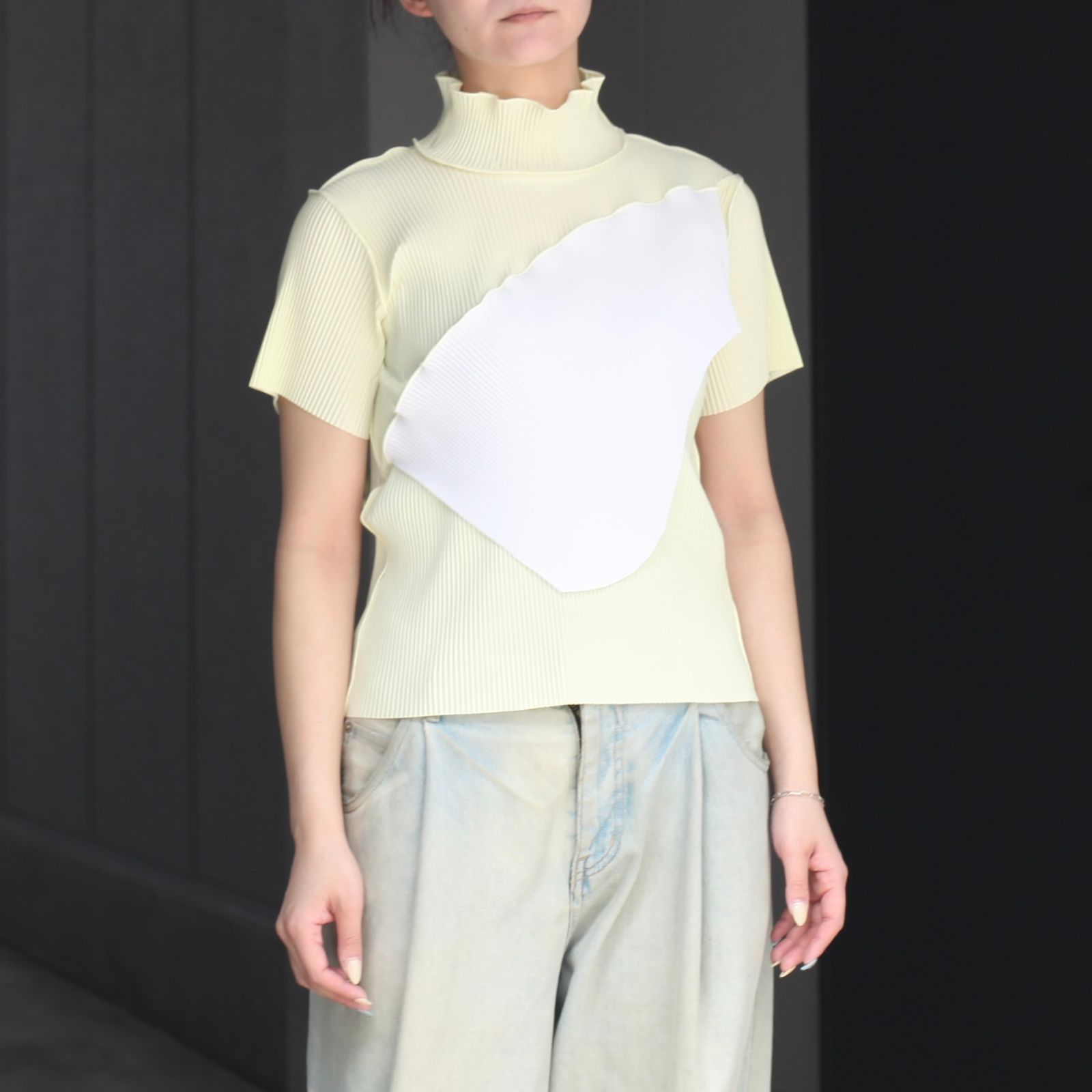 kotohayokozawa トップス to do kotohayokozawa】 Peephole Long Sleeve Top / Graphic Yoryu