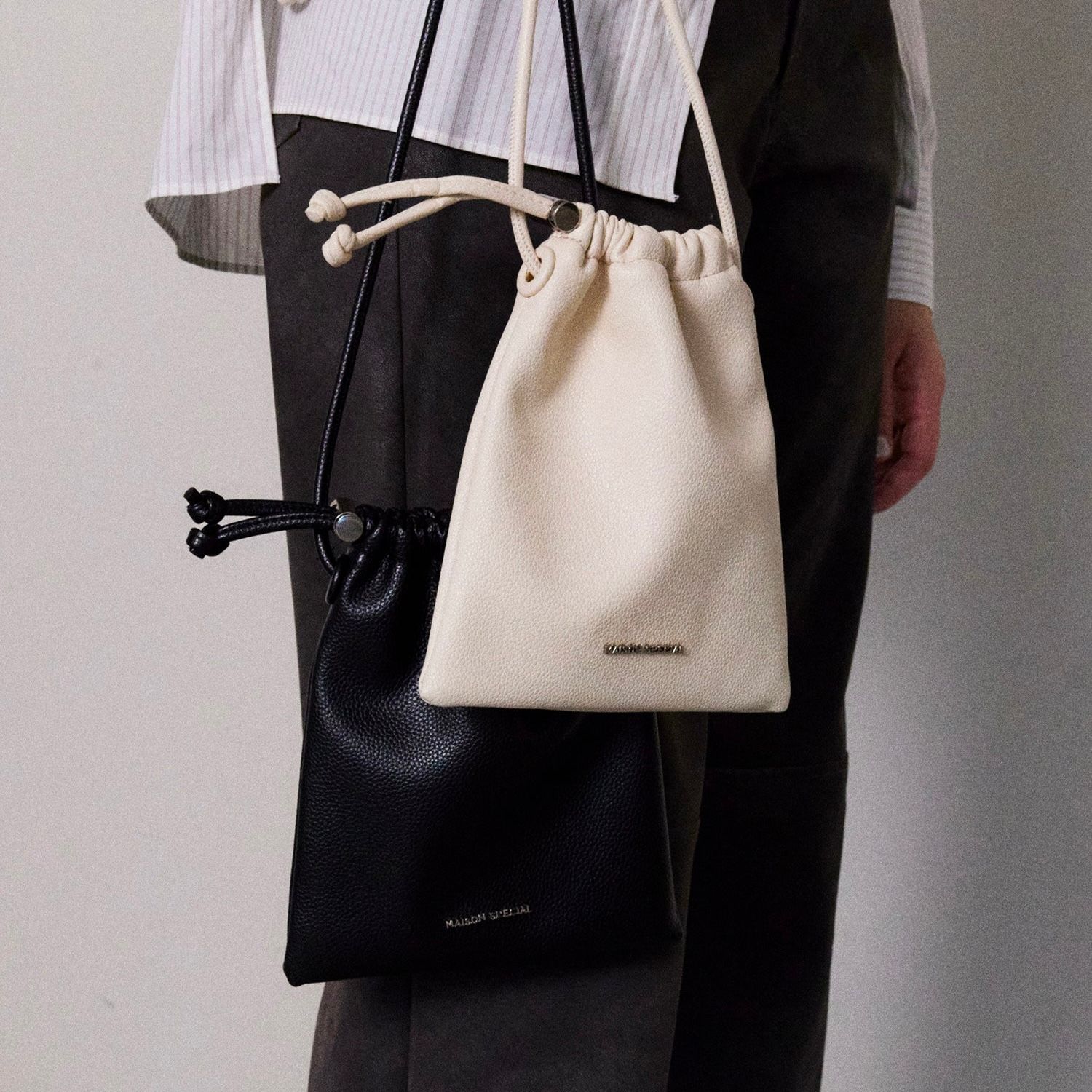 【残り一点】Drawstring Mobile Tote Bag