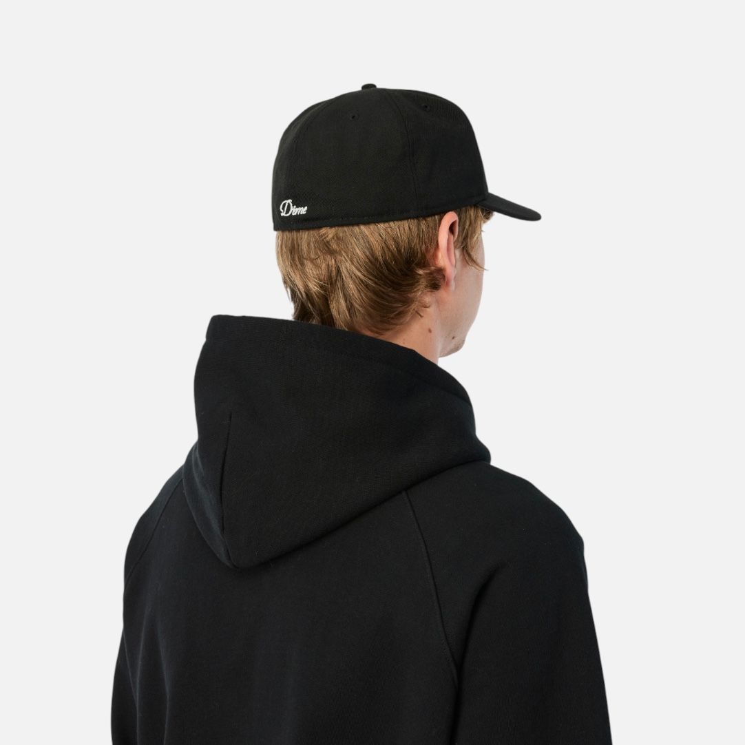 【残りわずか】Cursive New Era Cap