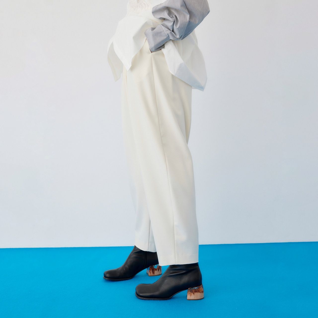 【残り一点】Relaxed Form Pants