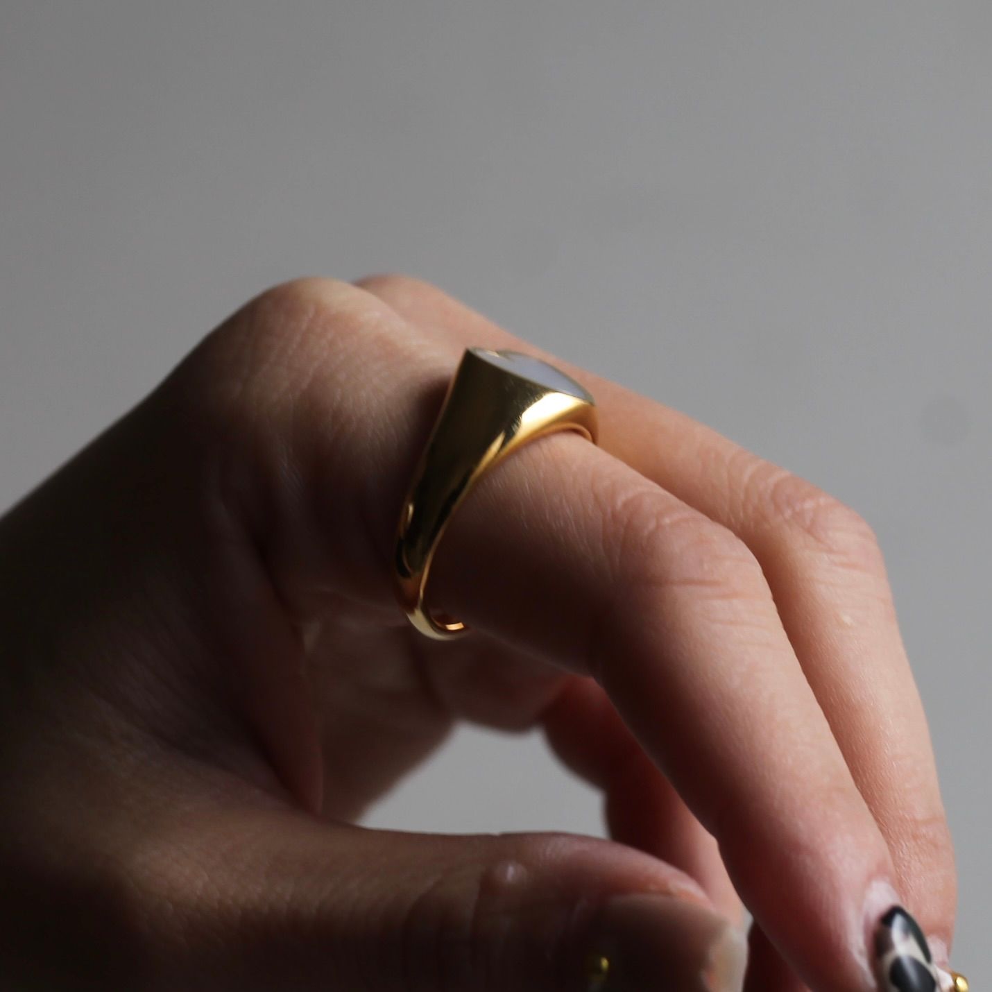 【お取り寄せ注文可能】Heart Stone Ring(WHITE×GOLD)