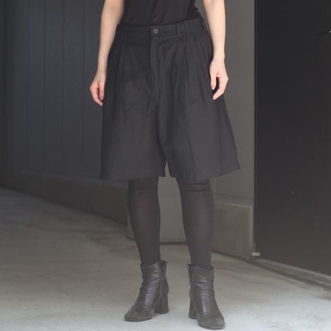 【残り一点】Wool Linen 3Pleated Shorts