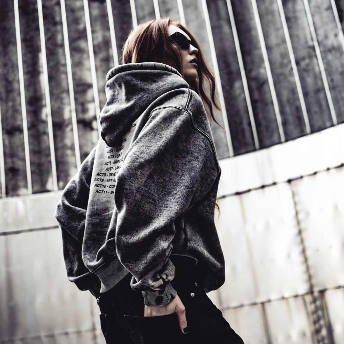 NIL DUE / NIL UN TOKYO - 【残りわずか】Faded Bleach Hoodie