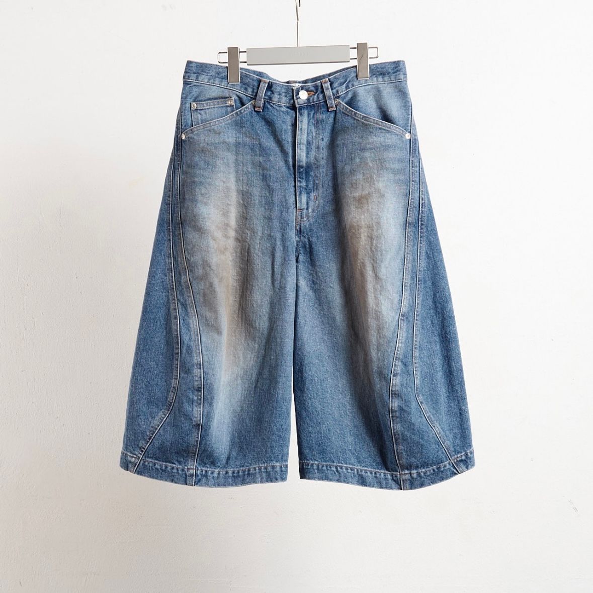NVRFRGT - 【残りわずか】3D Twisted Jorts | ACRMTSM ONLINE STORE NVRFRGT - 【残りわずか】3D Twisted Jorts | ACRMTSM ONLINE STORE