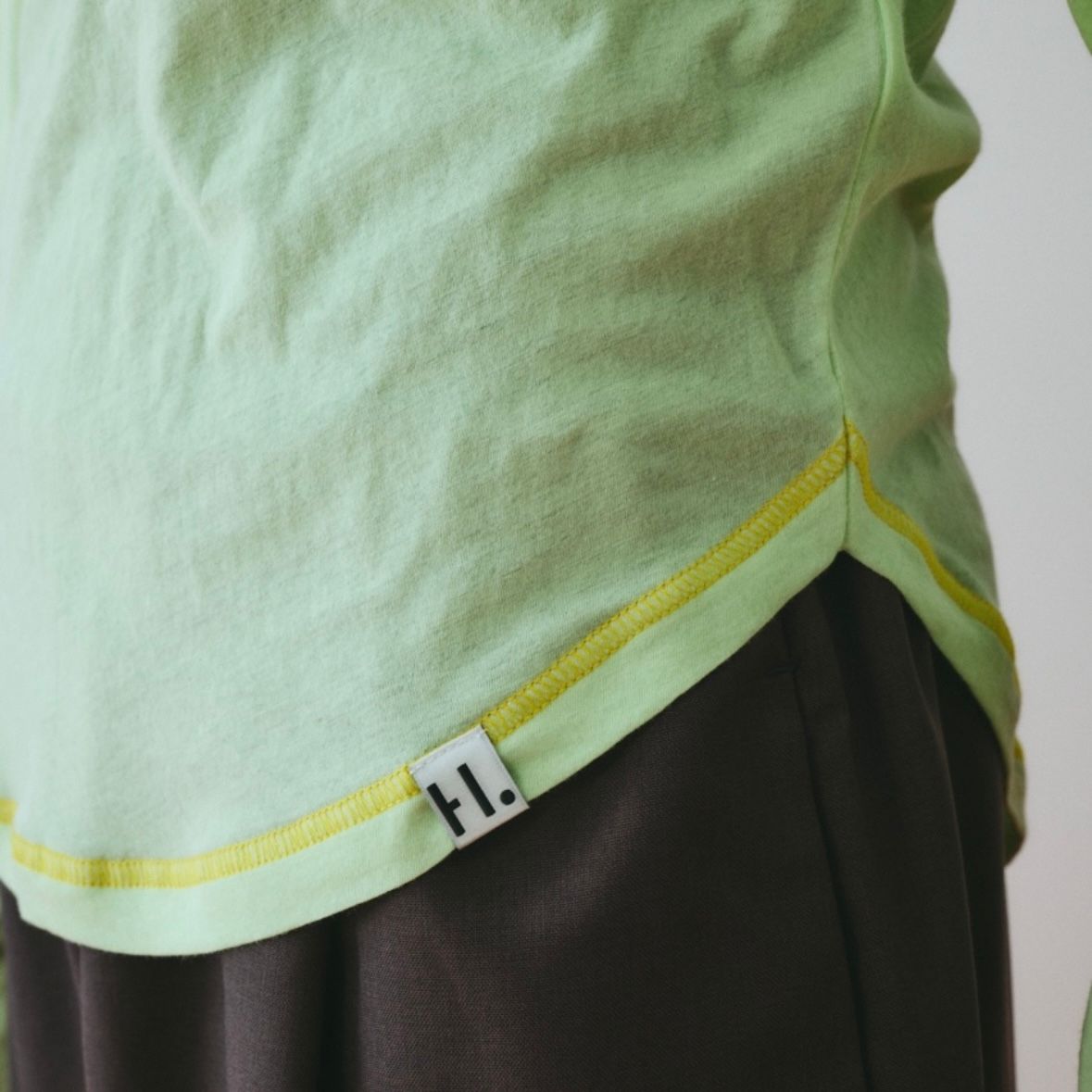 【残り一点】Sheer Mellow Tops