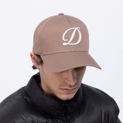 【残りわずか】Cursive D Full Fit Cap