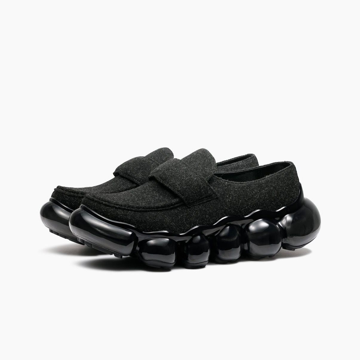 【残り一点】Jewelry Felt Loafer(BLACK×BLACK)