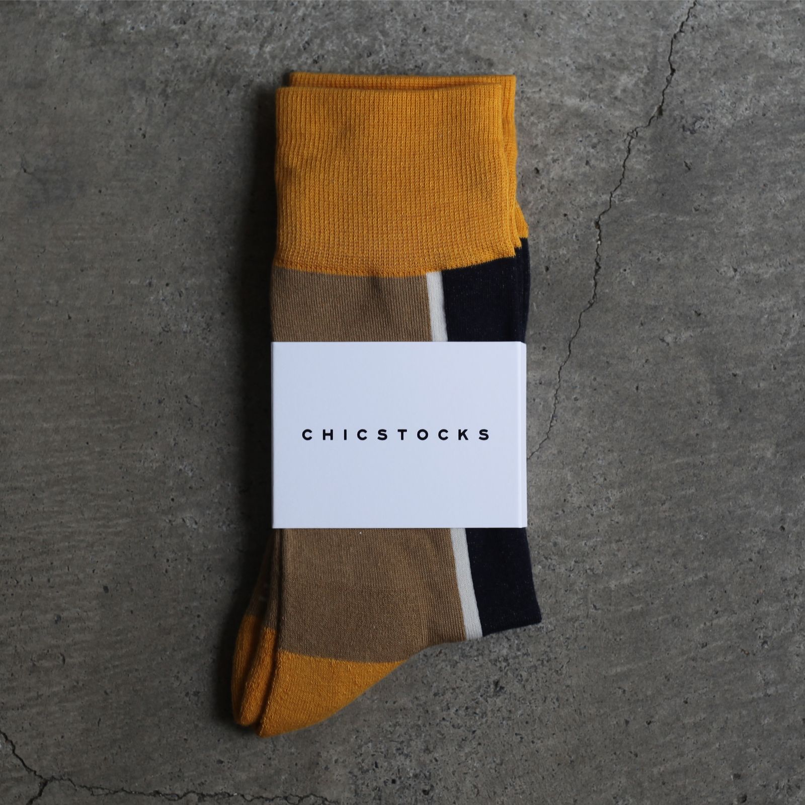 【残りわずか】Center Line Socks