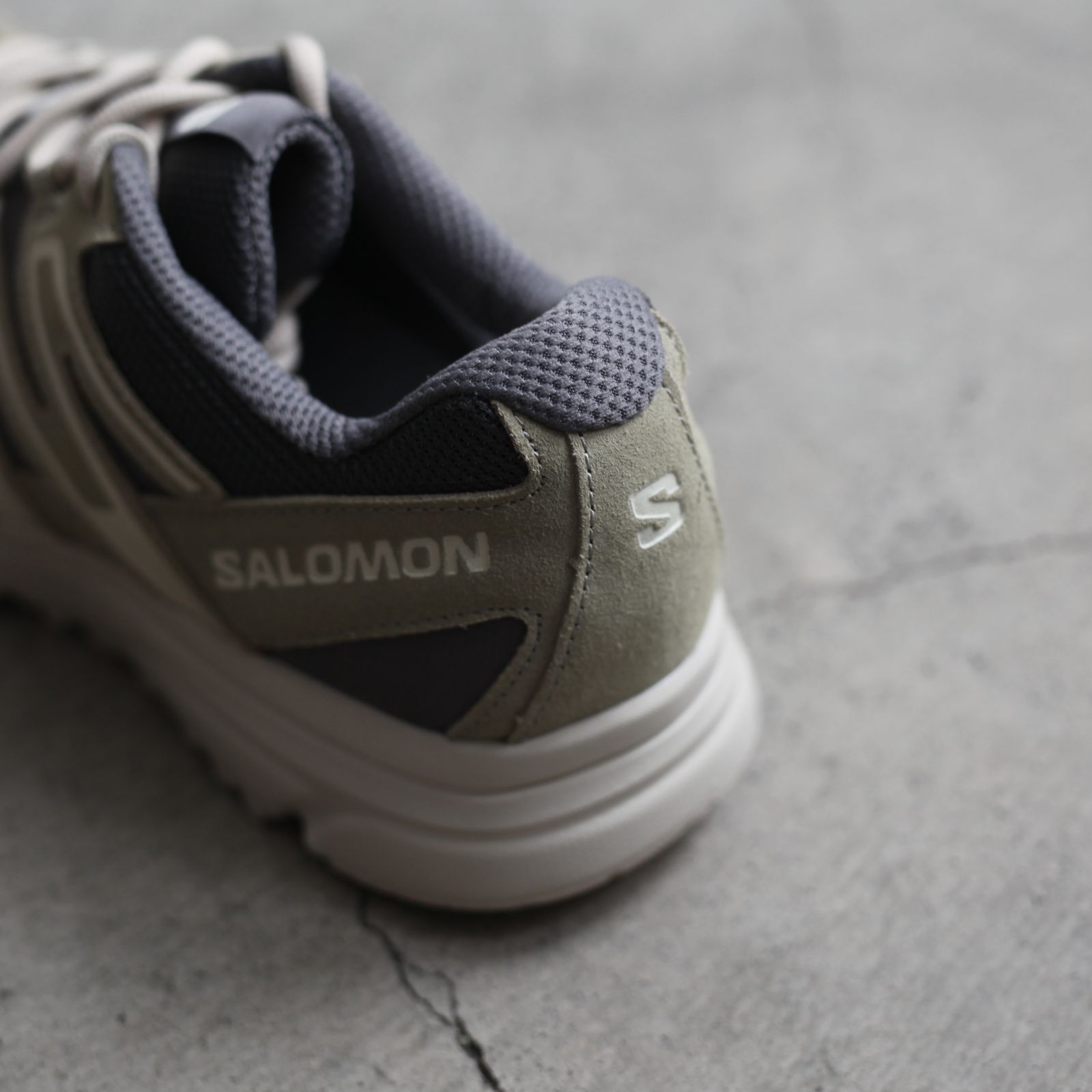 SALOMON / X-mission4suede ローカットスニーカー