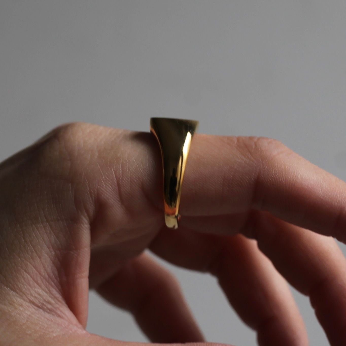 【お取り寄せ注文可能】Heart Stone Ring(WHITE×GOLD)