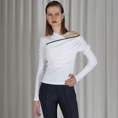 【残り一点】One Shoulder Hook Eye Top