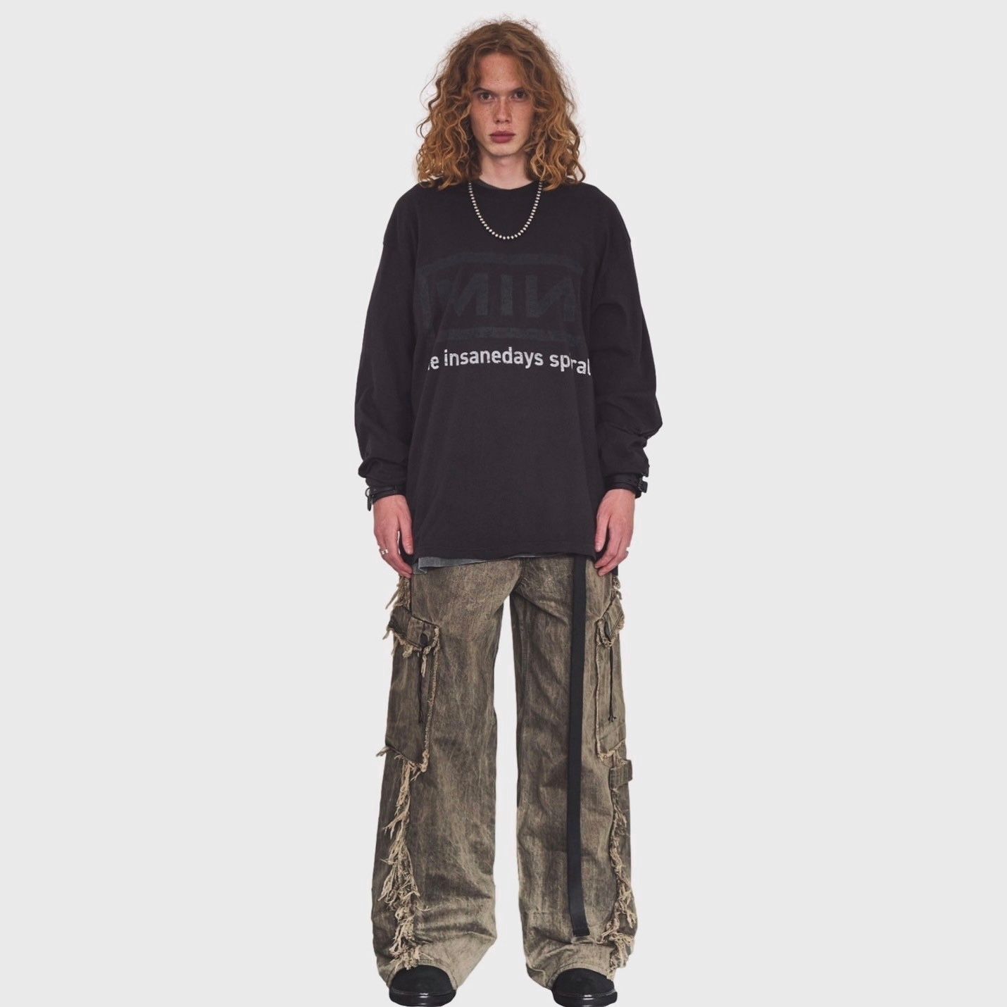 【残りわずか】Slash Seam Twist Cargo Jeans