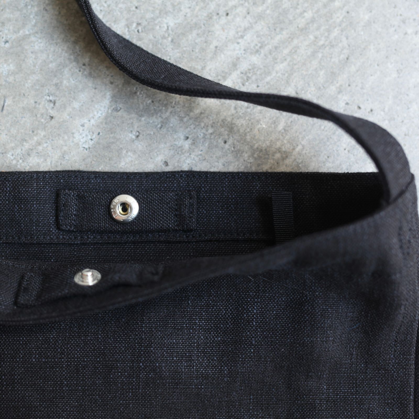 【残りわずか】Researcher Bag Medium(HEMP)