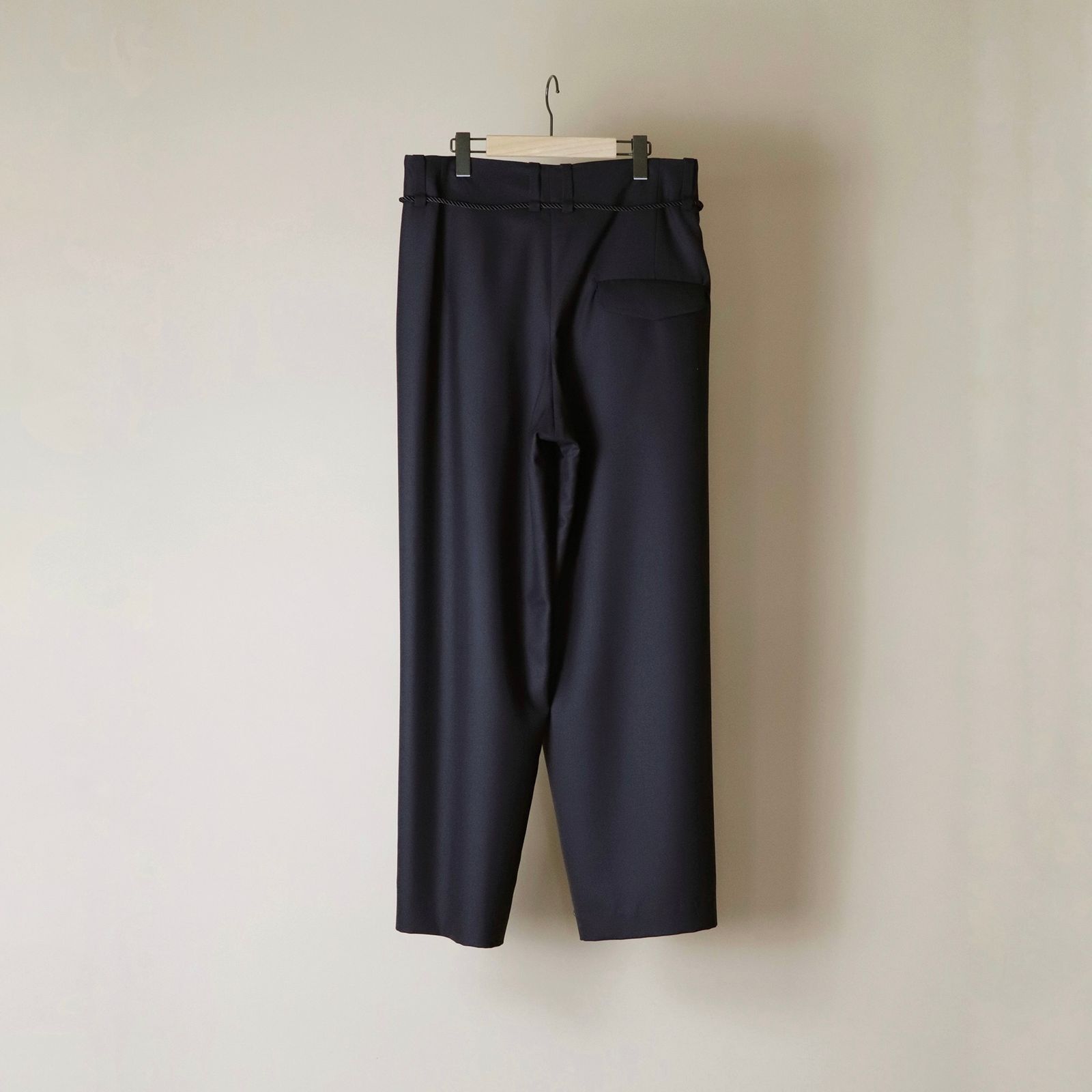 【残り一点】Squeeze Slacks