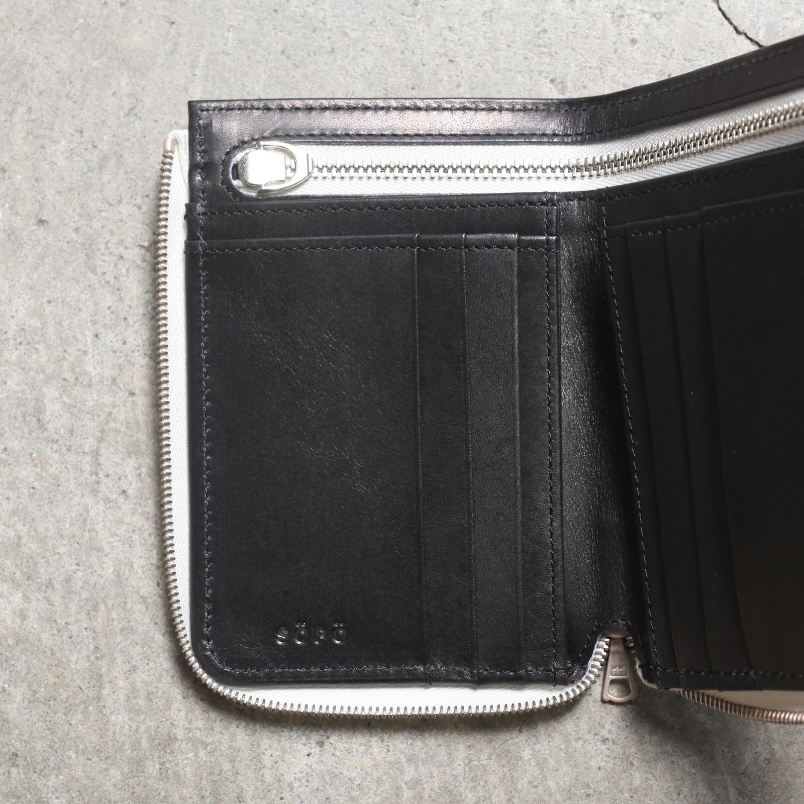 【残り一点】L Midle Purse(KIP)