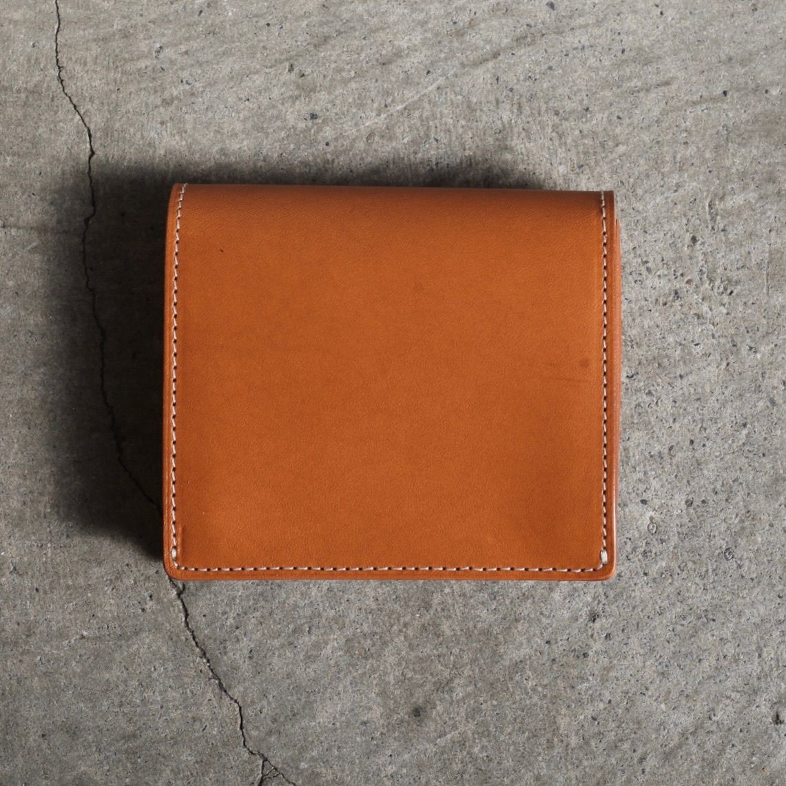 【再販売通知受付可能】Billfold(TAN)