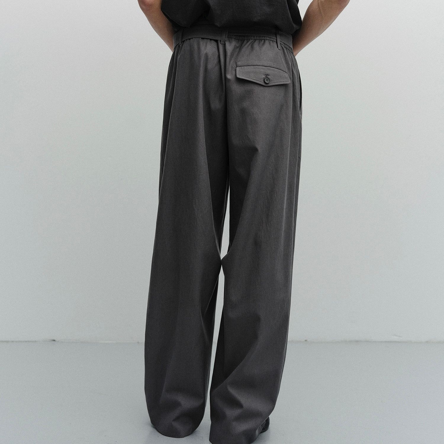 【残り一点】Structure Tencel Slacks