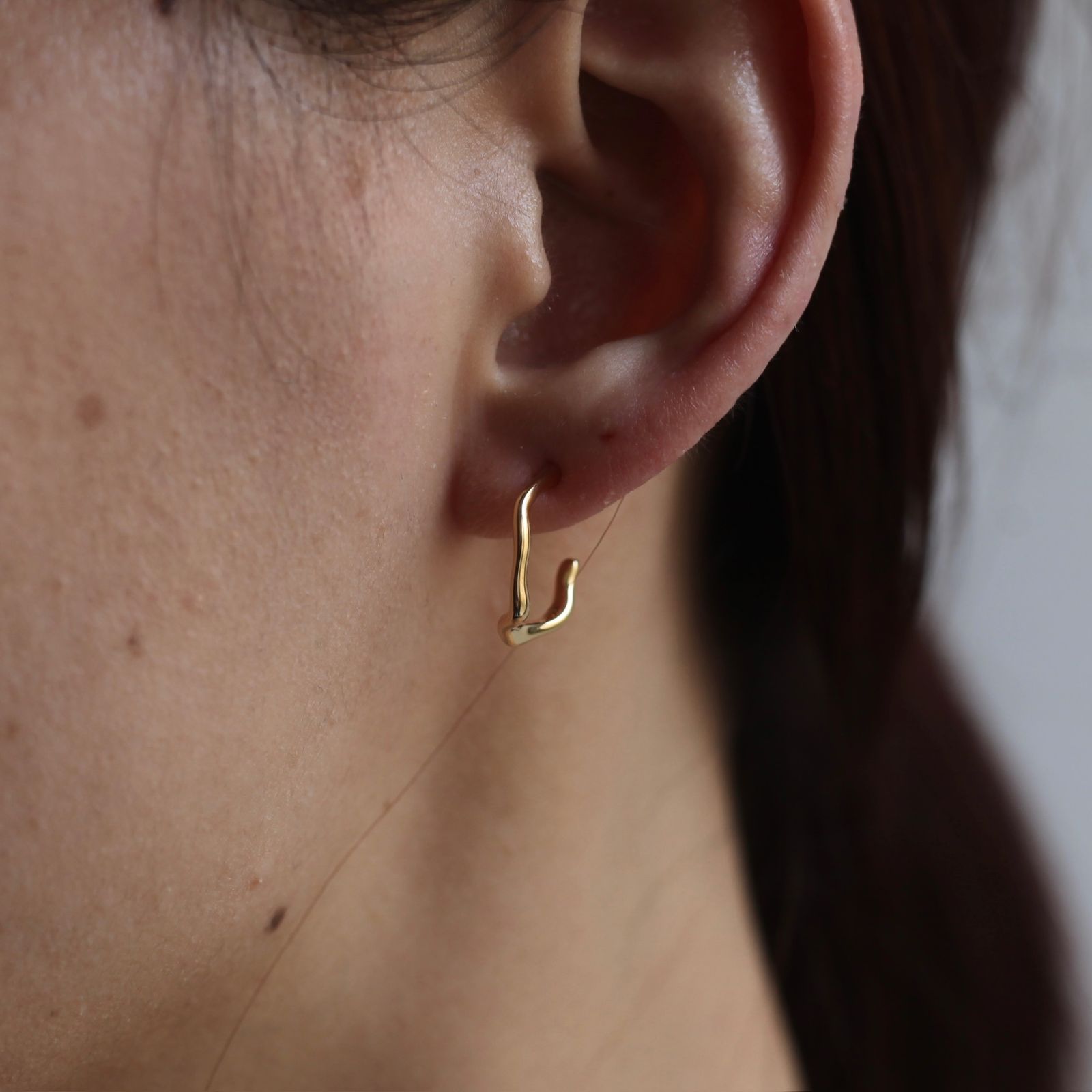 【残り一点】Branch Hoop 1.2cm(GOLD)