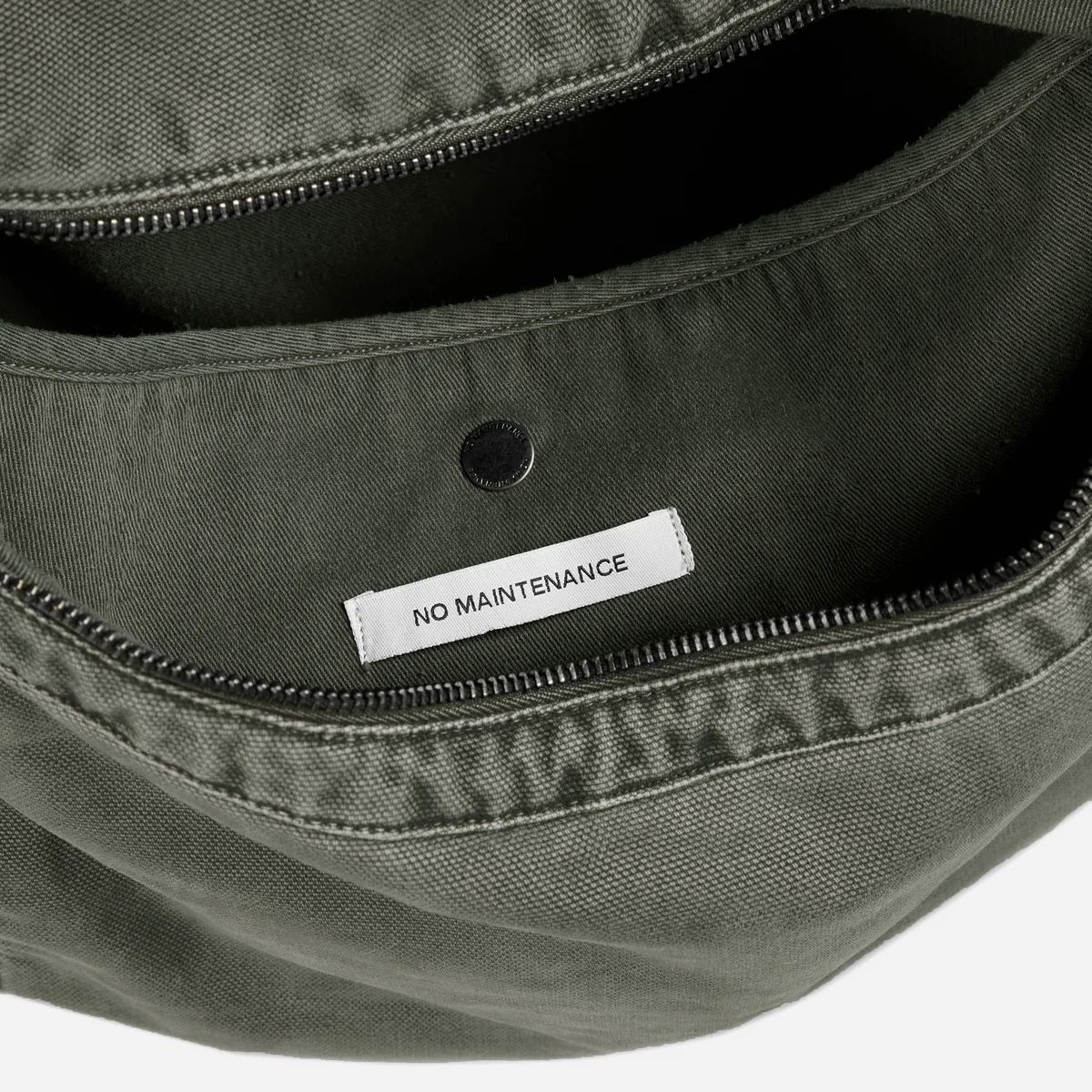 【残りわずか】Washed Canvas Sling Bag