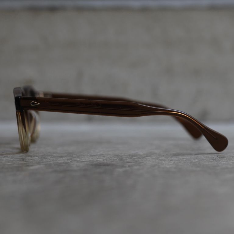 レンズ：DUMMY LENS