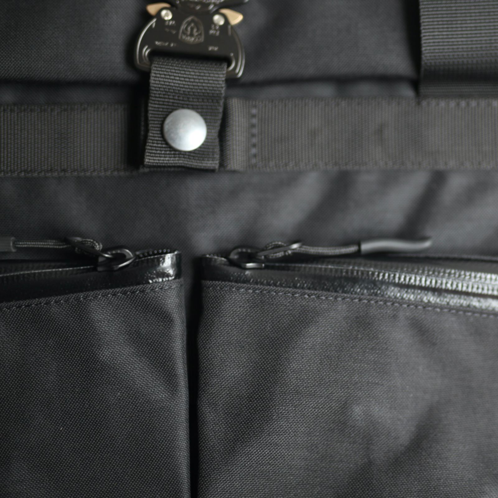 【再販売通知受付可能】Tote Twist Pocket