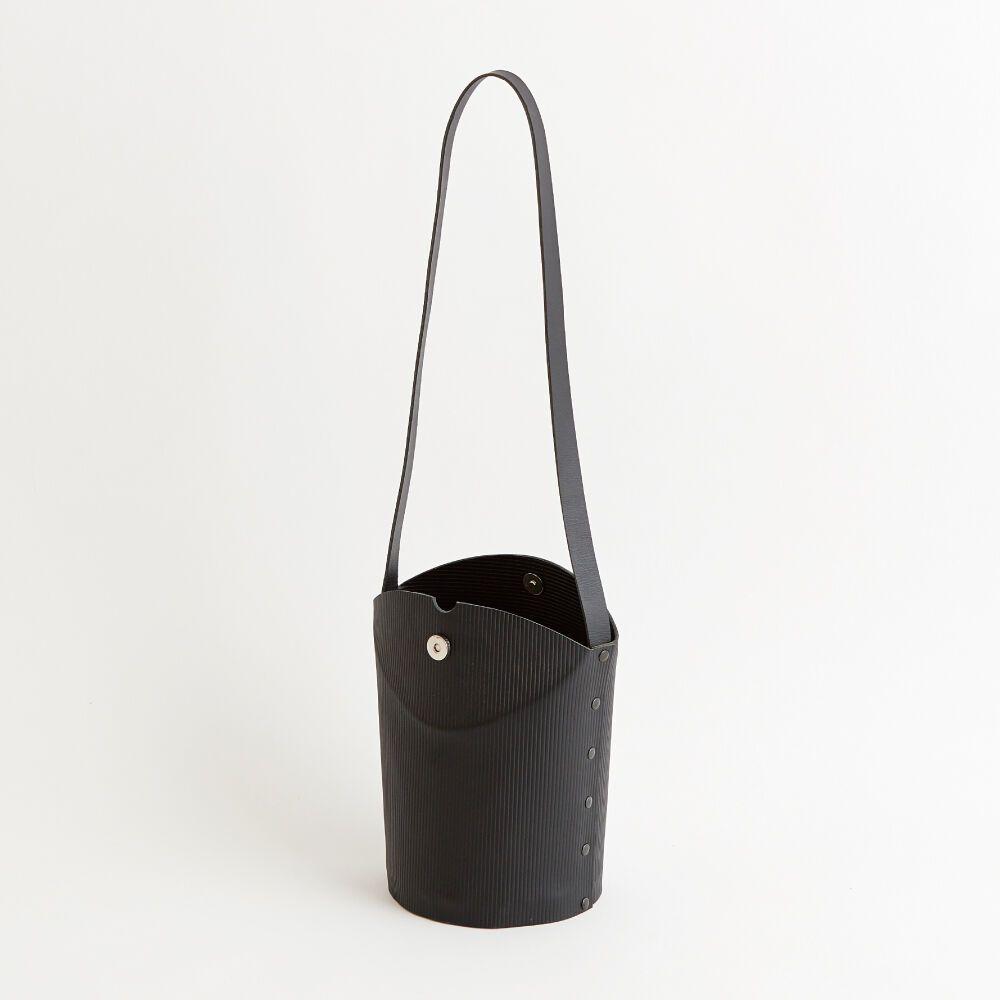 【残り一点】Cardboard Tube Shoulder Bag