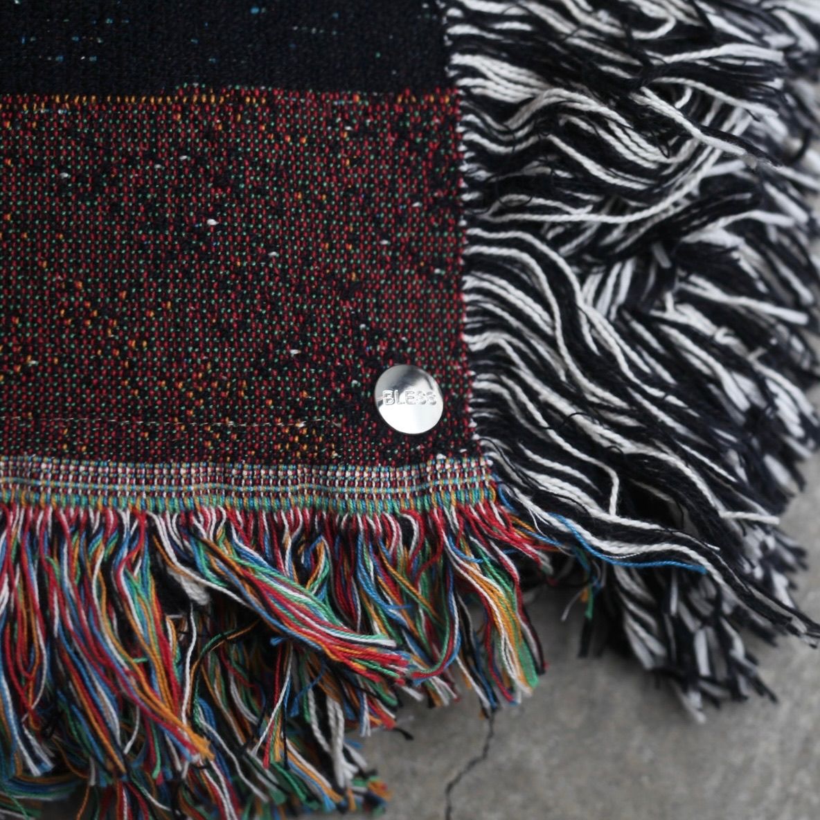 【残り一点】Niemeyer Hidden Lounge Blanket