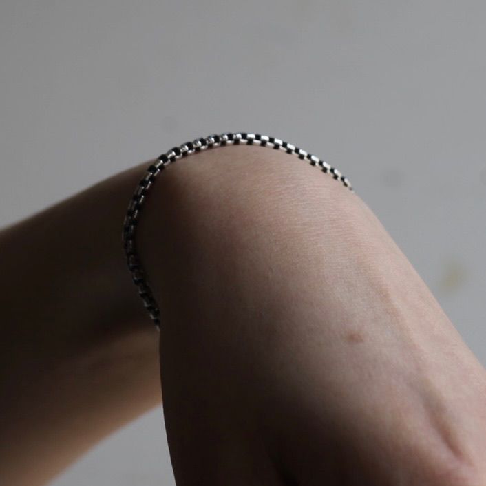 【お取り寄せ注文可能】Narrow Square Block Chain Bracelet