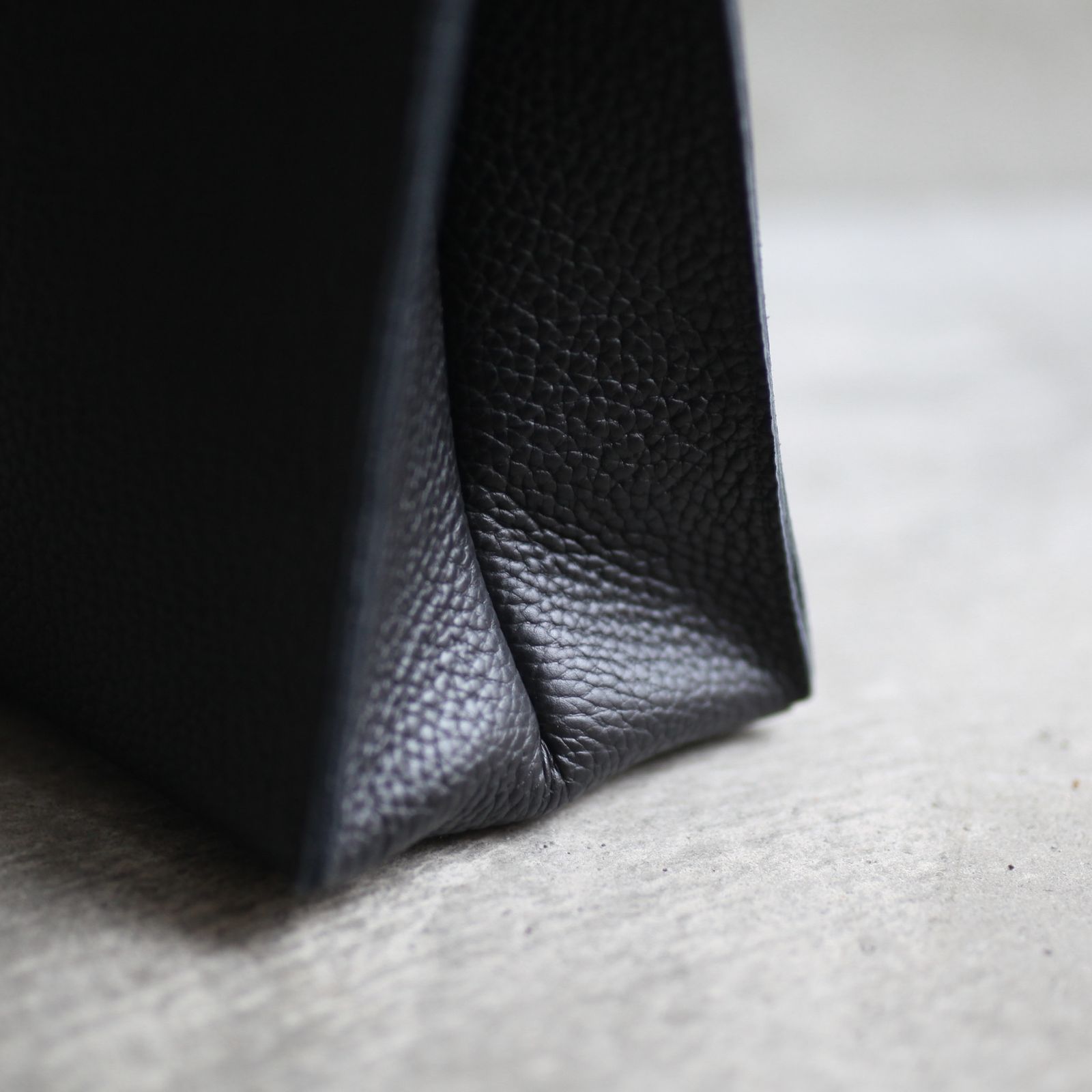 【次回入荷6月中旬予定】Paper Bag Small(BLACK)