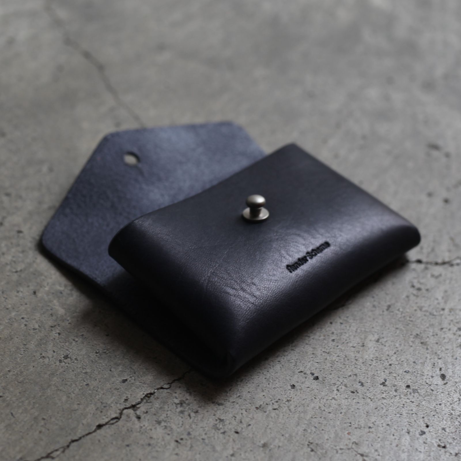 【残りわずか】One Piece Card Case(NAVY)