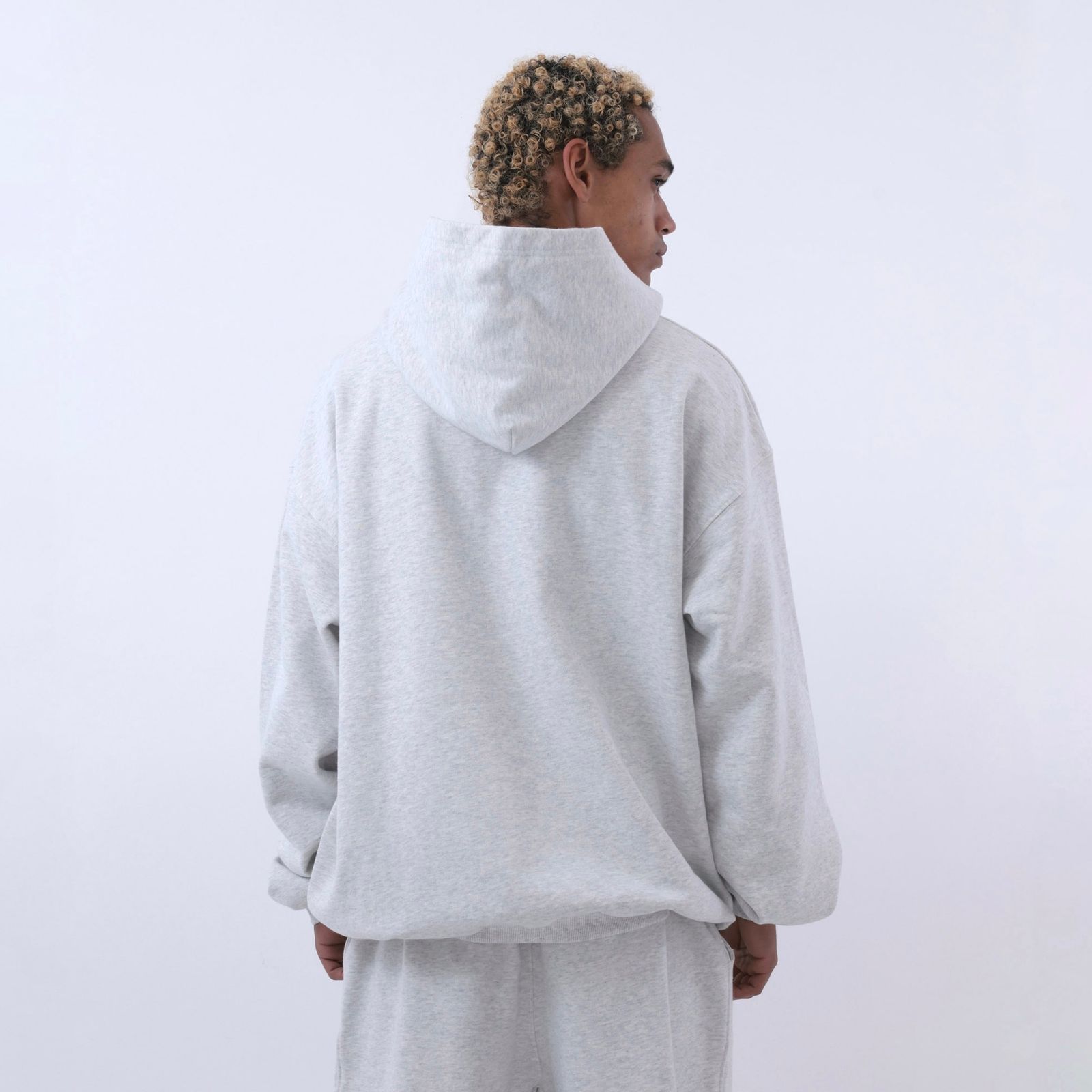 【残り一点】Sweat Hoodie