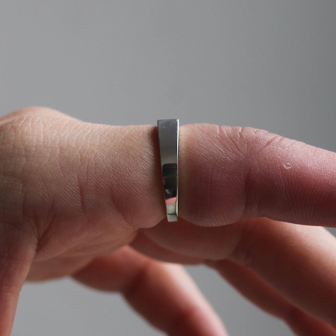 【お取り寄せ注文可能】Square Ring_4.5mm(SILVER)