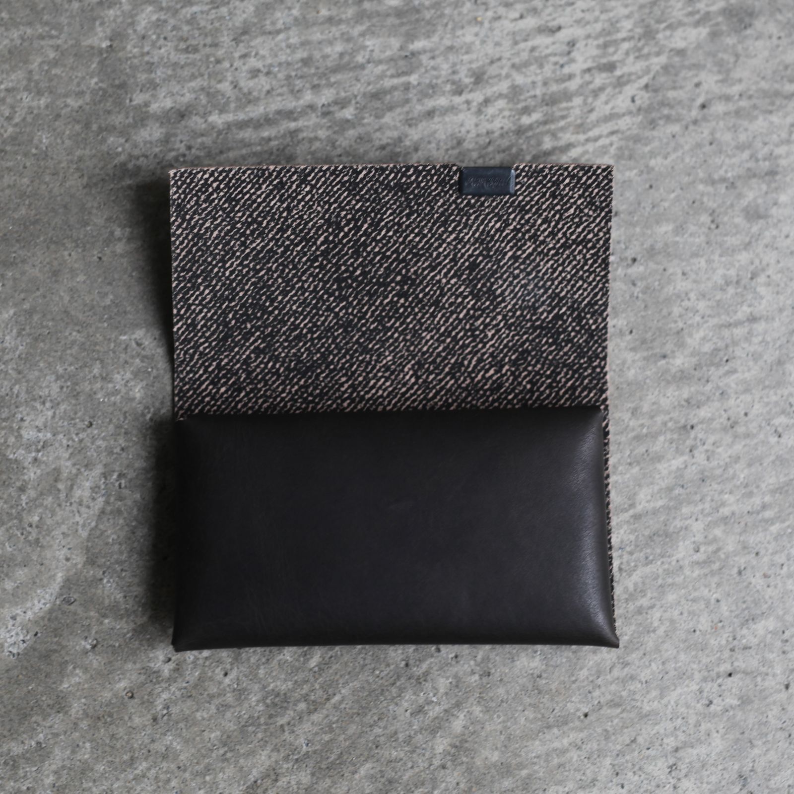 【残り一点】カードケース