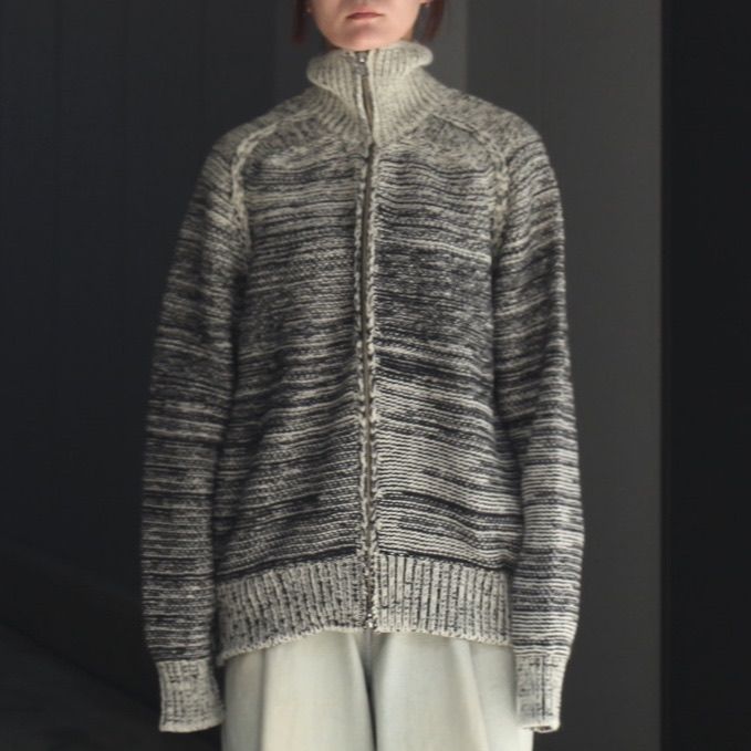 【残り一点】Gradation Front Zip Knit